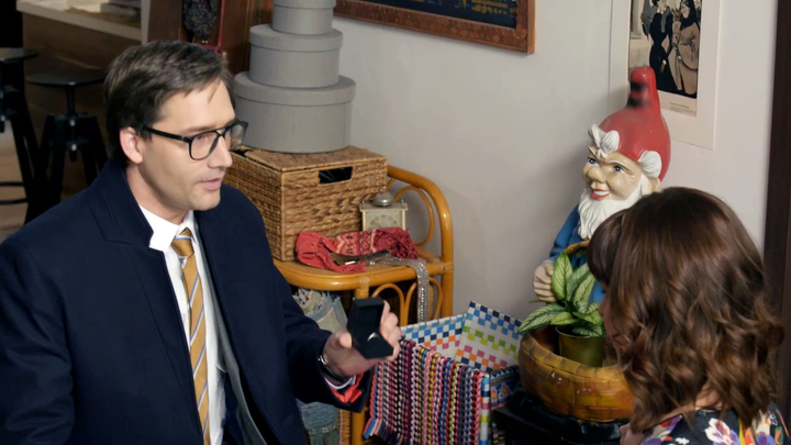 Som mama - Robo požiada Tinu o ruku